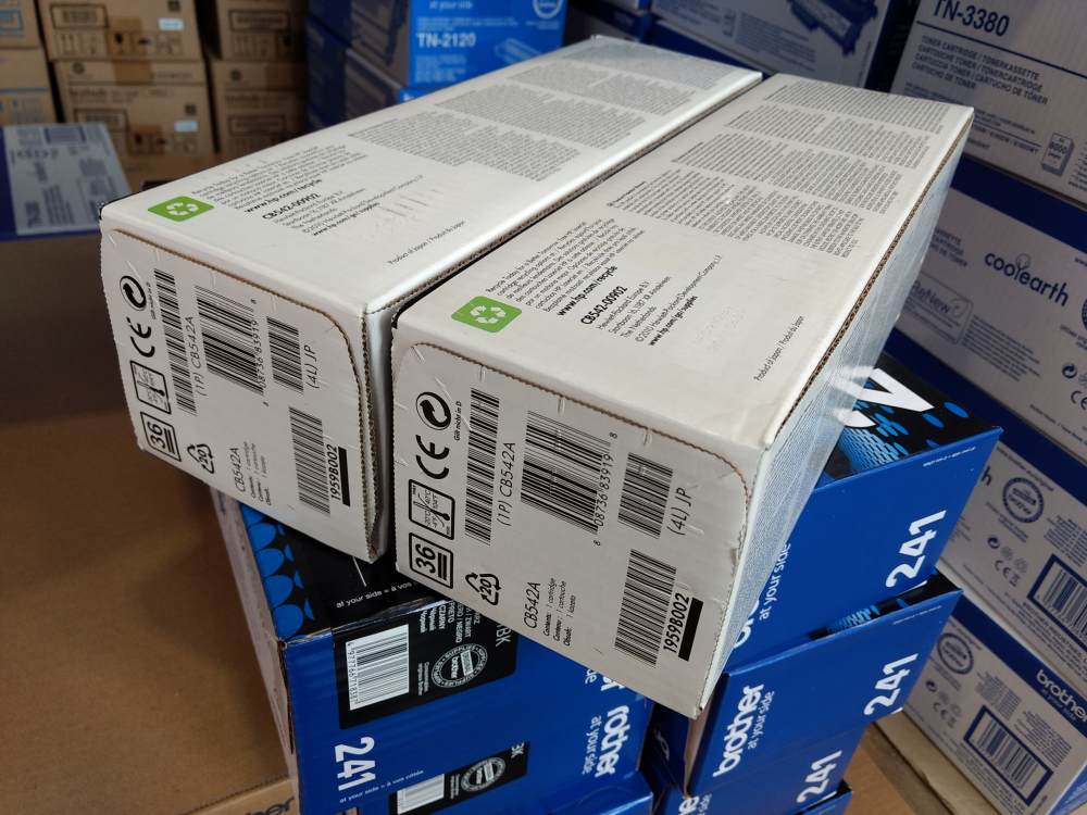 HP CB542A Toner Cartridge pro CLJ CP1215 yellow poškozený obal