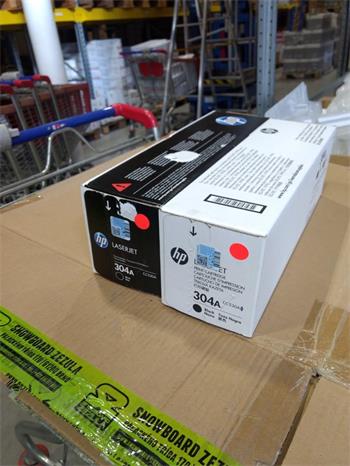 HP CC530A Toner Cartridge black poškozený obal