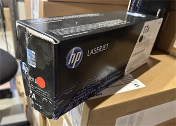 HP CF217A Toner Cartridge black HP 17A poškozený obal
