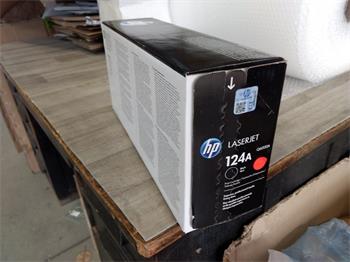 HP Toner Cartridge Q6000A black 124A poškozený obal