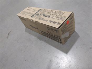 Kyocera Mita Toner KM-1525/1530/2030 1x450g (1T02AV0NL0) poškozený obal
