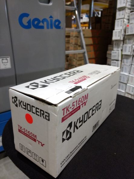 Kyocera Toner TK-5160M Magenta poškozený obal