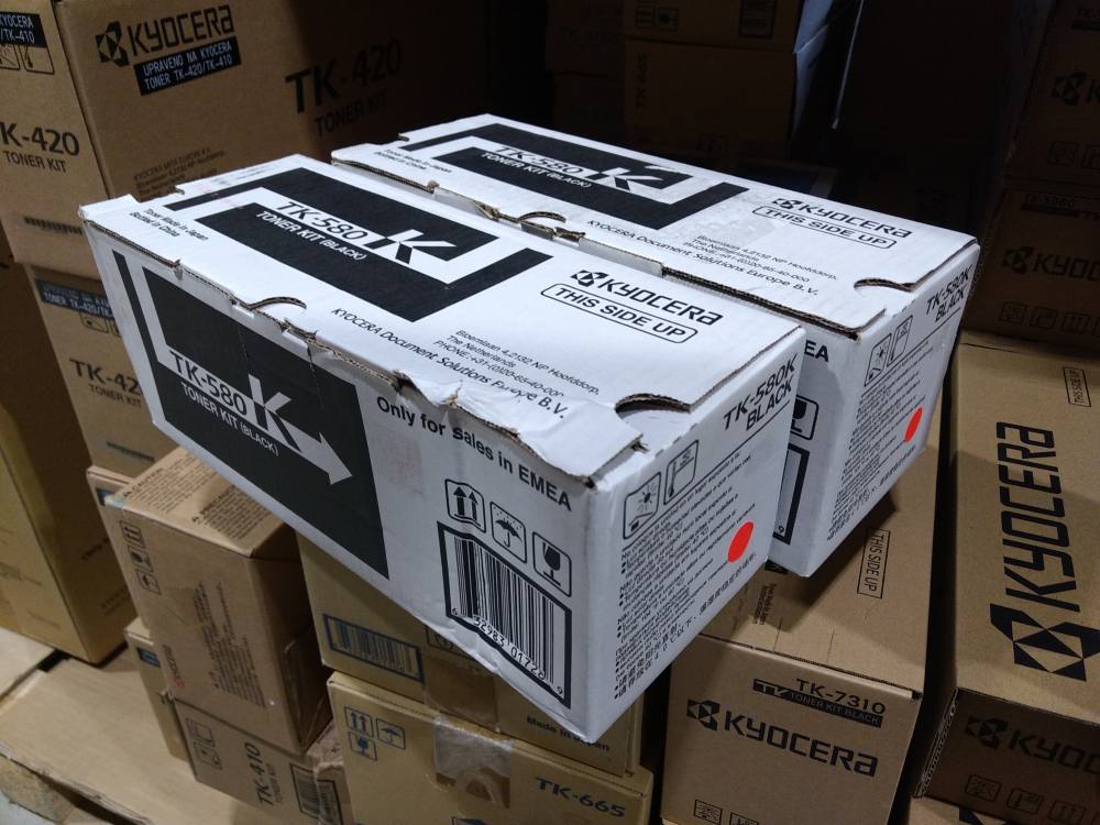 Kyocera Toner TK-580K Black (1T02KT0NL0) poškozený obal