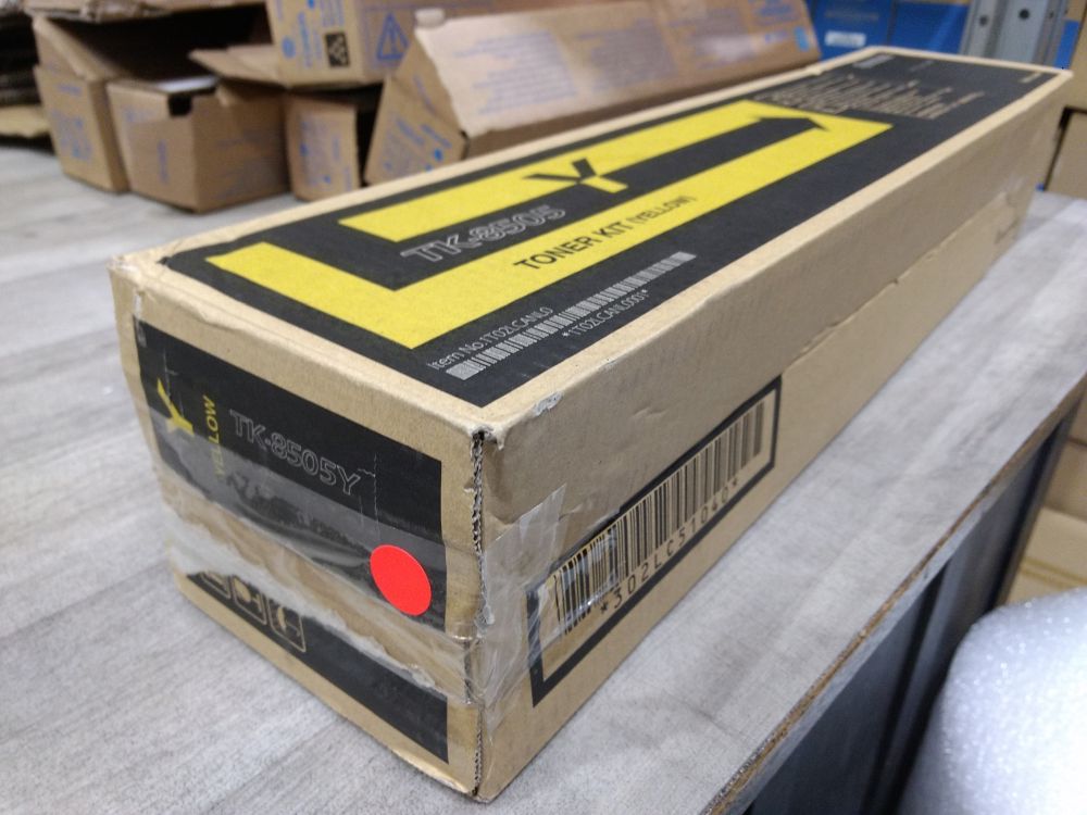 Kyocera Toner TK-8505 yellow poškozený obal