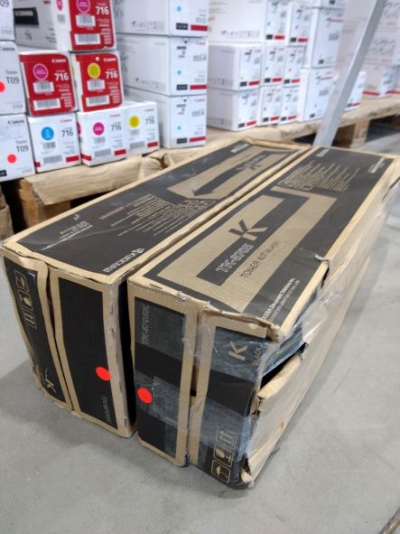 Kyocera Toner TK-8705 black (1T02K90NL0) poškozený obal