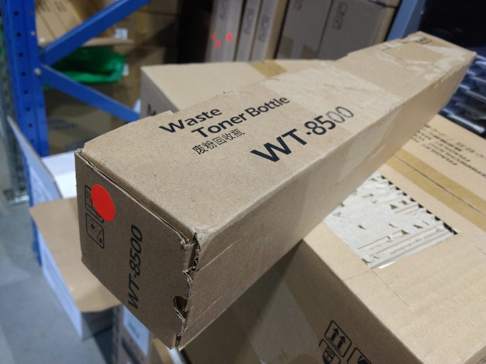 Kyocera Waste Toner Box WT-8500 poškozený obal