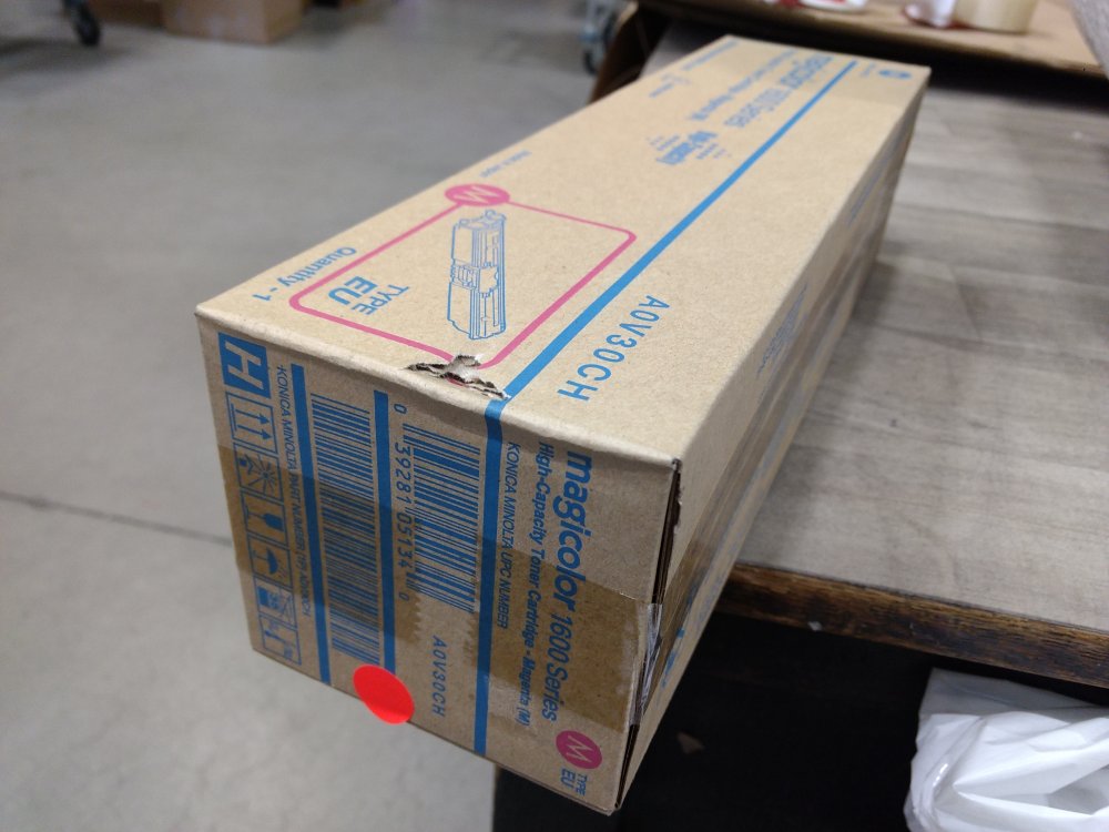 Minolta Toner 1690MF magenta (A0V30CH) na 2.500K poškozený obal