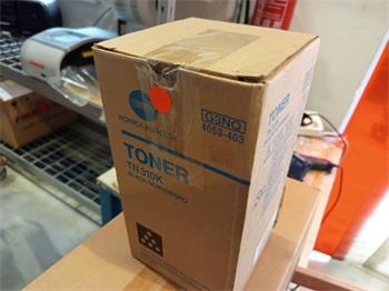 Minolta Toner C350/TN310K black 1x230g (4053-403) poškozený obal