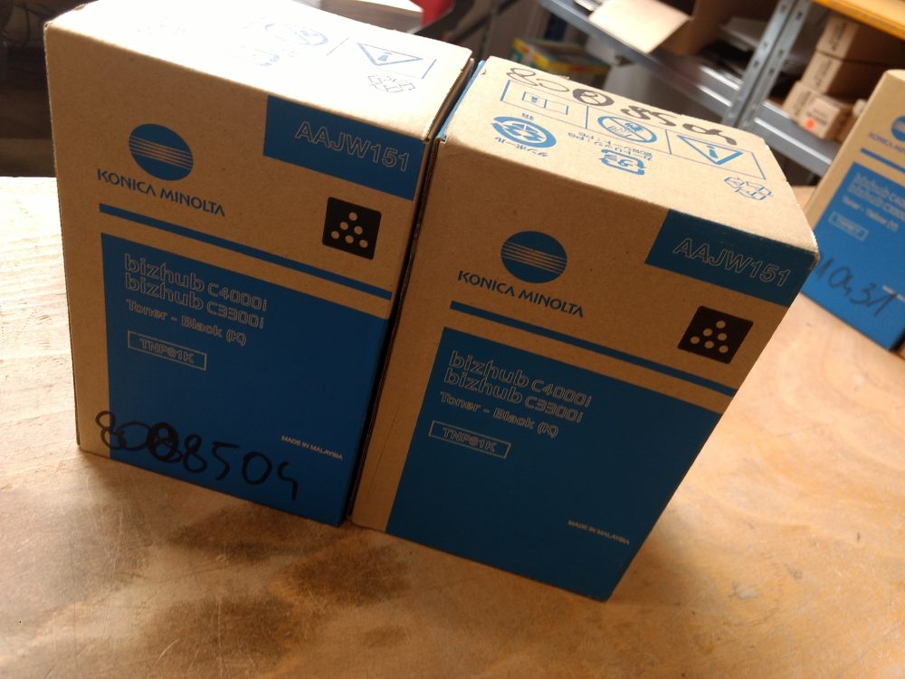 Minolta Toner TNP-81K (AAJW151) poškozený obal