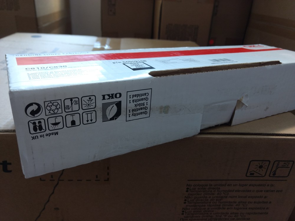 OKI Toner C810/C830 black (44059108) poškozený obal