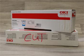 OKI Toner Cartridge C8600/C8800 cyan (43487711) poškozený obal