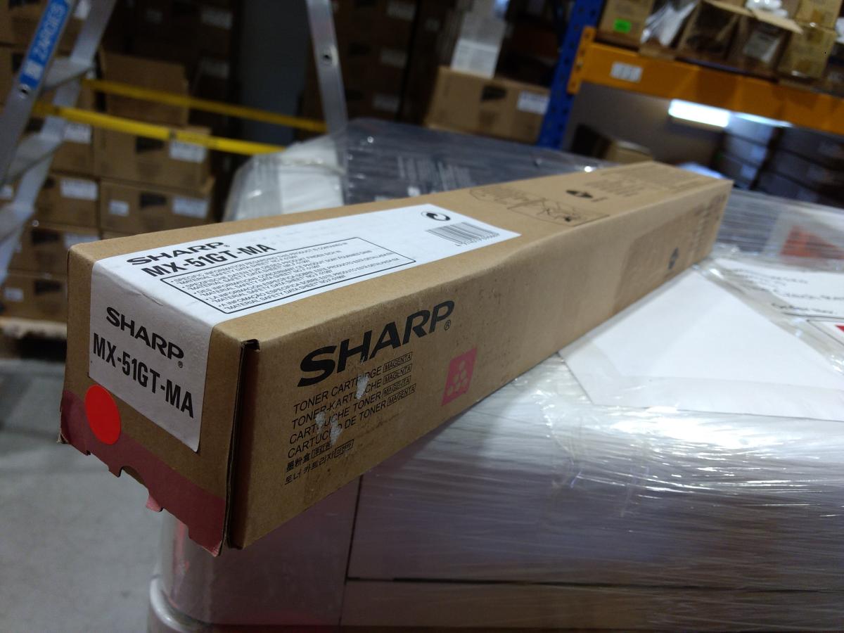 Sharp Toner MX-51GTMA magenta poškozený obal
