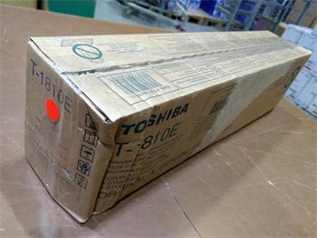 Toshiba Toner T-1810E 1x675g (6AJ00000058) 24500str. poškozený obal