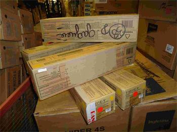 Toshiba Toner T-3511EY Yellow (6AG00000050) poškozený obal