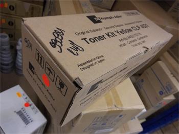 Triumph Adler Toner TK-Y4521 Yellow (4452110116) - poškozený obal
